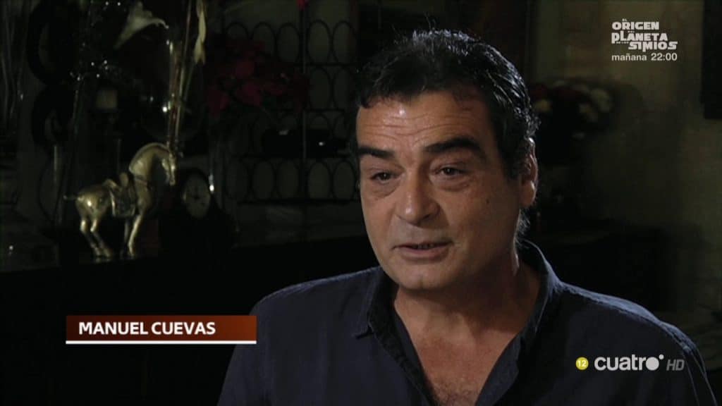 ह्यूएलवा के व्यवसायी मैनुअल क्यूवास ने अटलांटिस की जांच की। क्वार्टो मिलेनियो वीडियो से फोटो