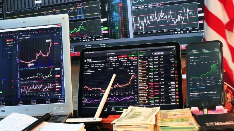 Astrofinanza AI: formación inteligente para operadores que buscan alto rendimiento