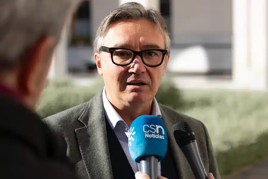 VOX entraría en un futuro gobierno de Andalucía si el PP pierde la mayoría