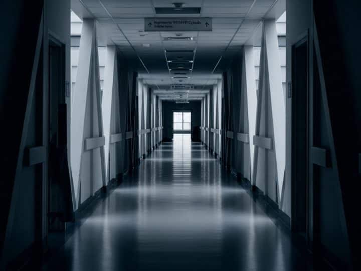 La sanidad andaluza se derrumba: VOX denuncia el colapso con más de un millón de andaluces en listas de espera