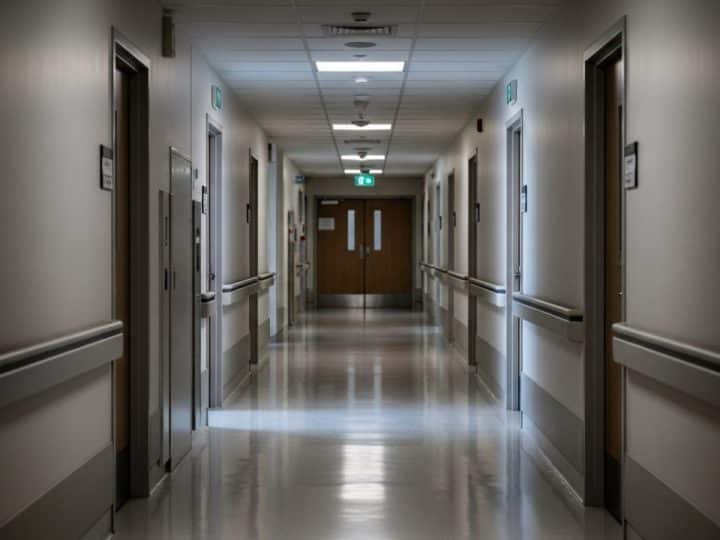 Listas de espera: el fracaso sanitario de Juanma Moreno que condena a un millón de andaluces