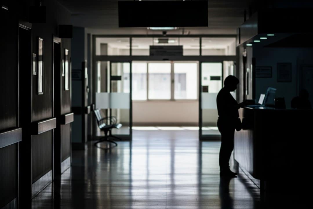 VOX denuncia el colapso de la sanidad andaluza y la «inacción» de Moreno ante las listas de espera