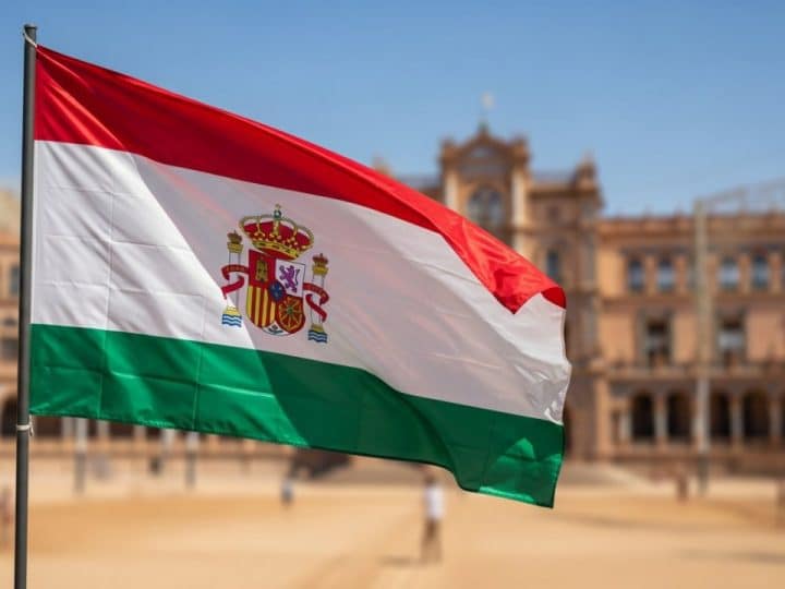 VOX exige desde la Feria de Abril a Moreno que implante la prioridad nacional para los andaluces