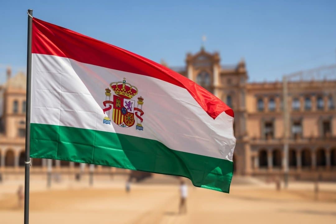 VOX exige desde la Feria de Abril a Moreno que implante la prioridad nacional para los andaluces