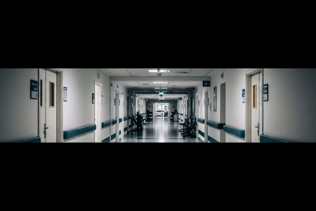 VOX denuncia la herencia socialista en el SAS y la inacción de Moreno: «Exportamos médicos e importamos pacientes»