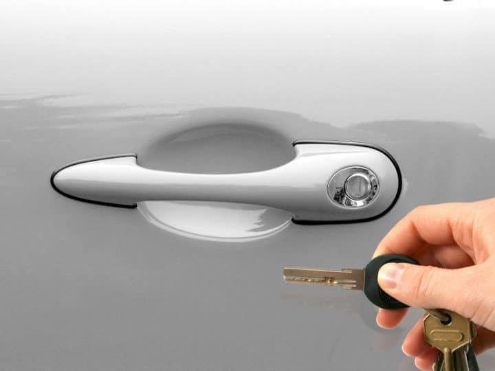 Alquiler de coche con seguro completo en España: viaja seguro y sin riesgos