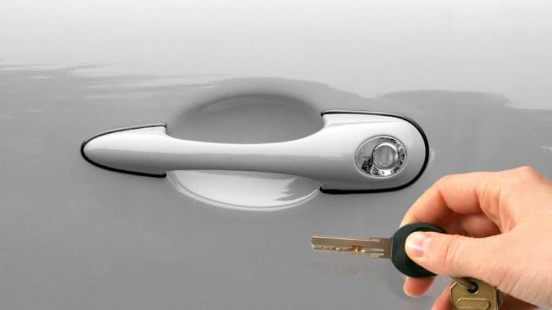 Alquiler de coche con seguro completo en España: viaja seguro y sin riesgos