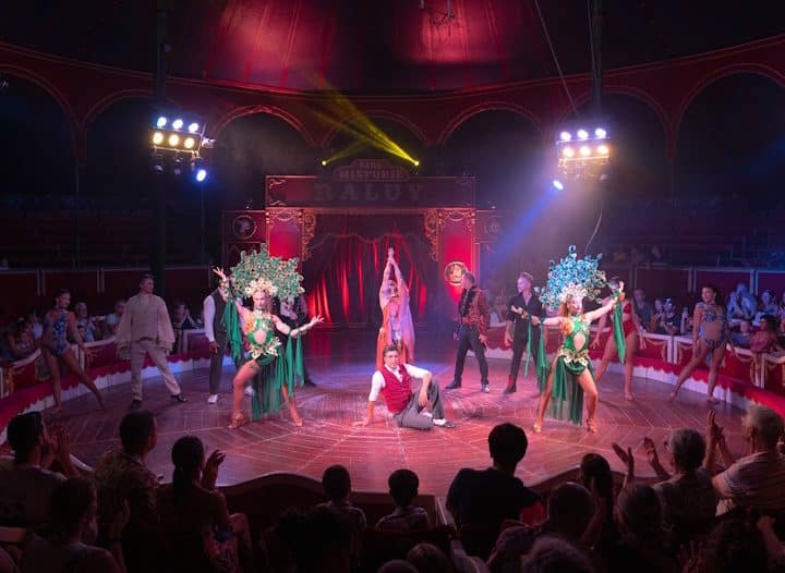 El Circo Raluy, considerado el mejor circo de España por su historia, sus premios y su espectáculo Terra