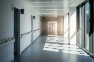 La Junta de Andalucía prepara una ley para blindar y modernizar la sanidad pública