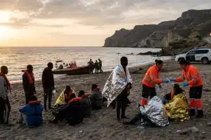 La costa de Almería, epicentro de la inmigración ilegal con la llegada de más de 230 personas en el fin de semana