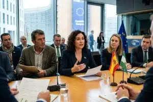 El campo andaluz se ahoga: la Junta exige a Bruselas el fin de la competencia desleal y la asfixia regulatoria